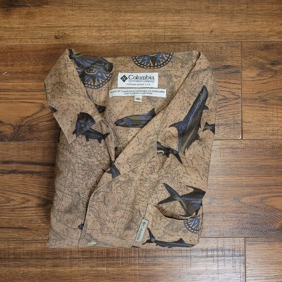 Columbia Mens Shirt XL Brown Pattern Fish All Over Hawaiian 100% RAYON - Picture 5 of 6